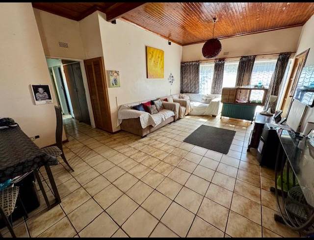 4 BEDROOM HOUSE FOR SALE IN FARRARMERE